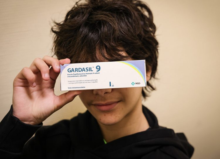 Campagne de Vaccination HPV dans un lycée Parisien