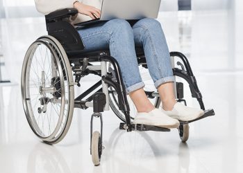 Fauteuils roulants : le ministère veut agir sur «plusieurs difficultés persistantes» de la réforme